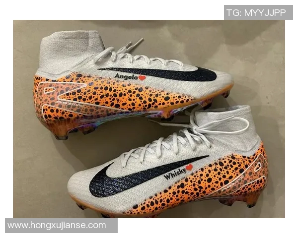 迪卡侬足球鞋代言球星阵容解析与球场表现深度剖析